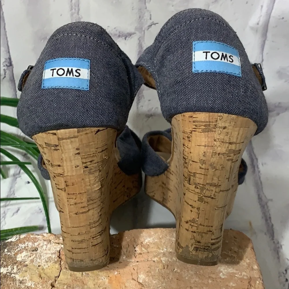 Toms Wedges Sienna Chambray Denim Ankle Strap Cork Sandals